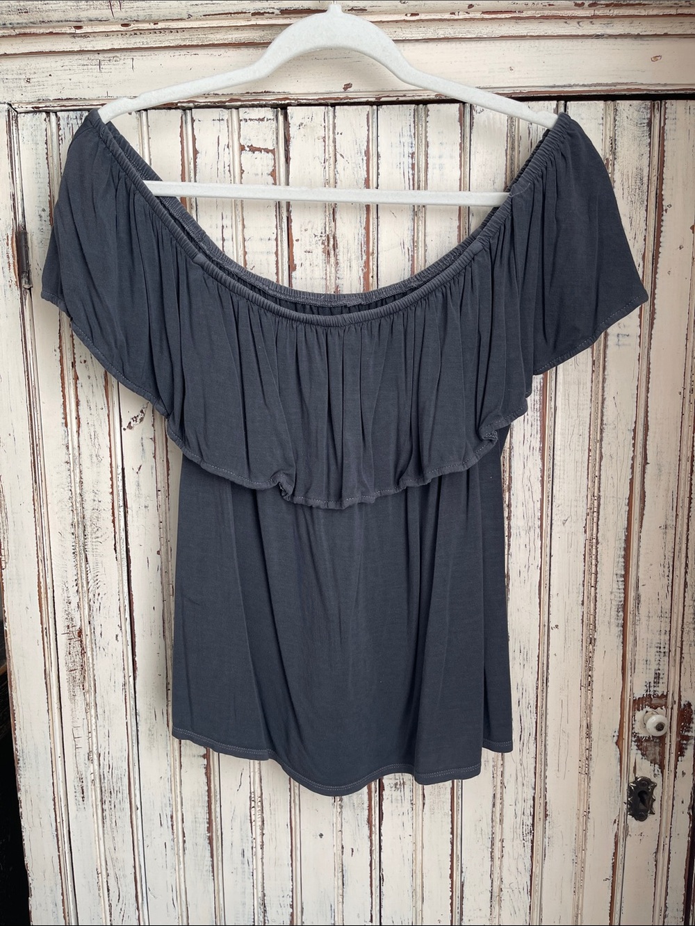 AEO Lace Trim Off-Shoulder Ruffle Top - Charcoal Gray
